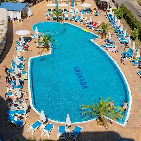 Lägenhetshotell Grenada - Menada 2*