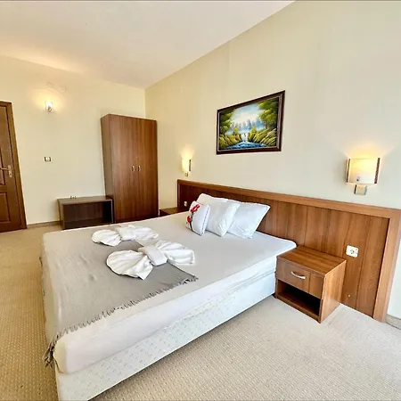 Grenada - Menada Апартхотел 2*