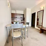 Aparthotel Grenada - Menada