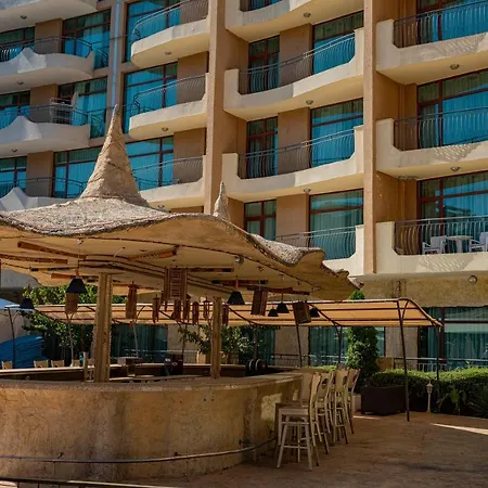 Grenada - Menada Hotel apartamentowy