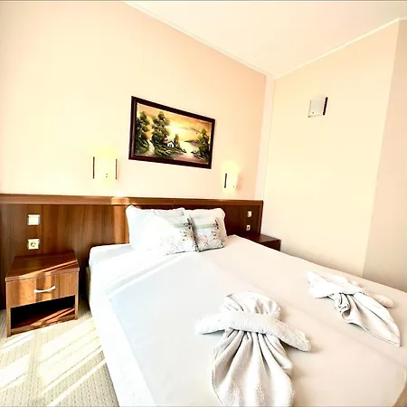 Hotel apartamentowy Grenada - Menada Słoneczny Brzeg