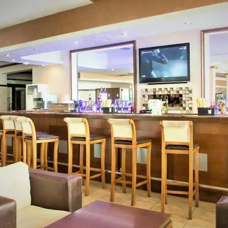 Hotel apartamentowy Grenada - Menada Słoneczny Brzeg