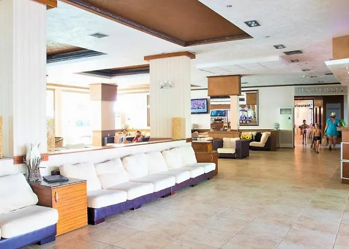 Grenada - Menada Apartmanhotel 2*